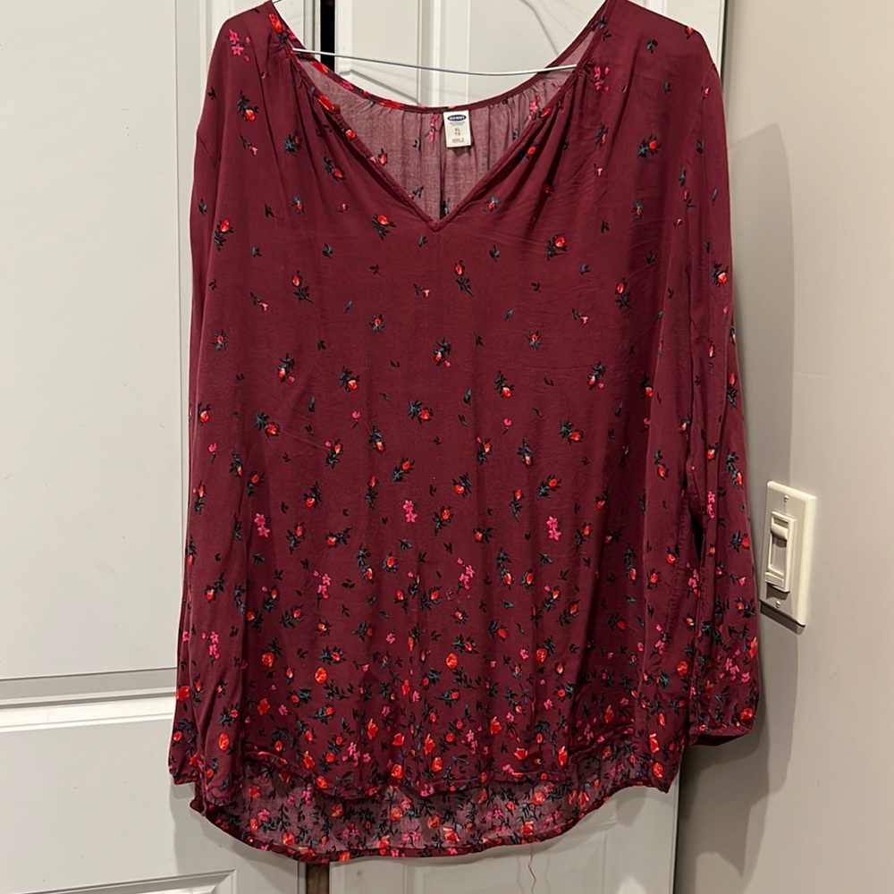 Maroon long sleeve flower blouse